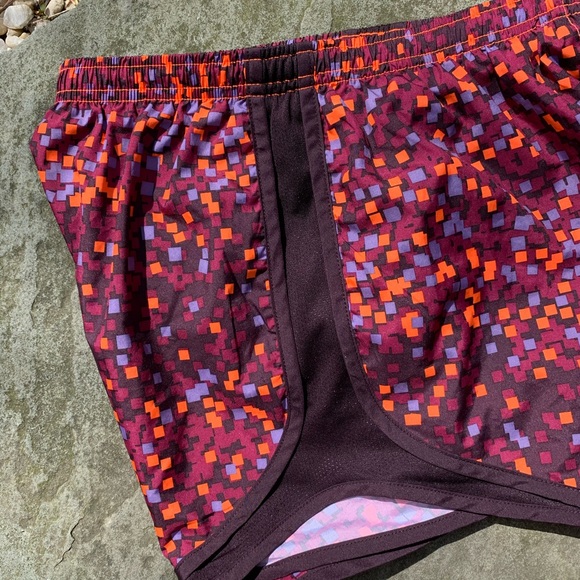 Nike | Dri-Fit Printed Tempo Running Shorts - Picture 8 of 8